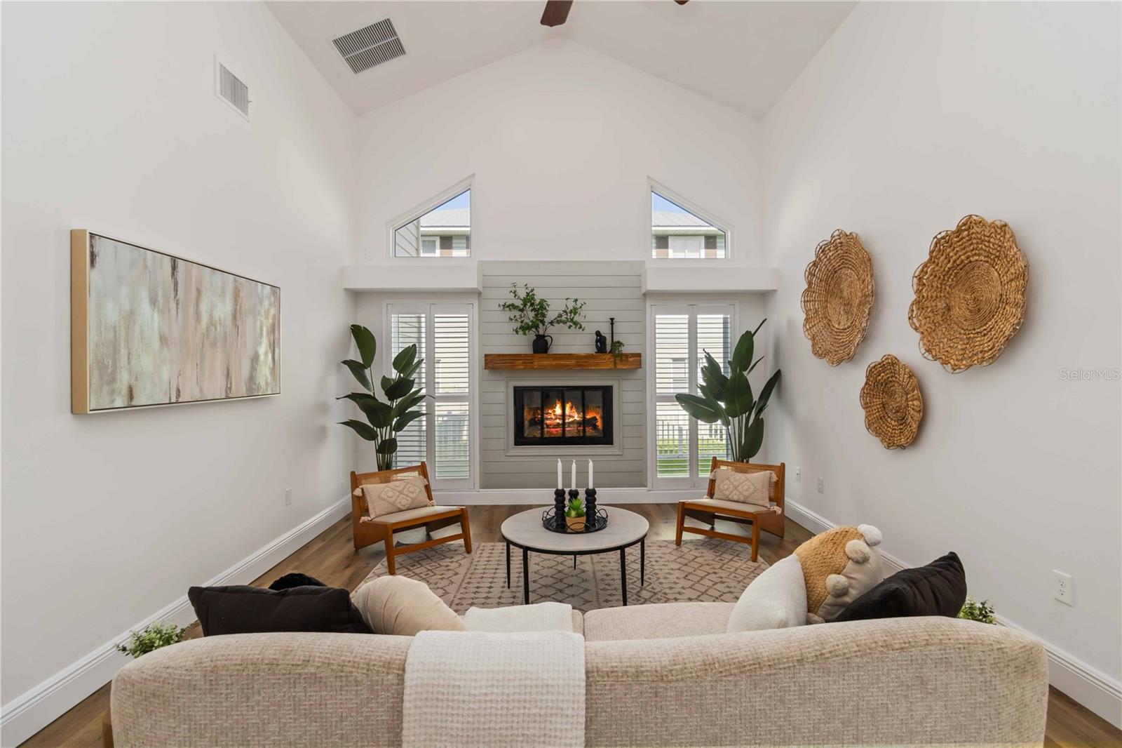 GULF & BAY ESTATES - Residential