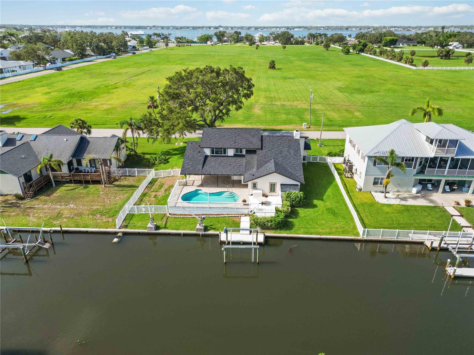 GULF & BAY ESTATES - Residential