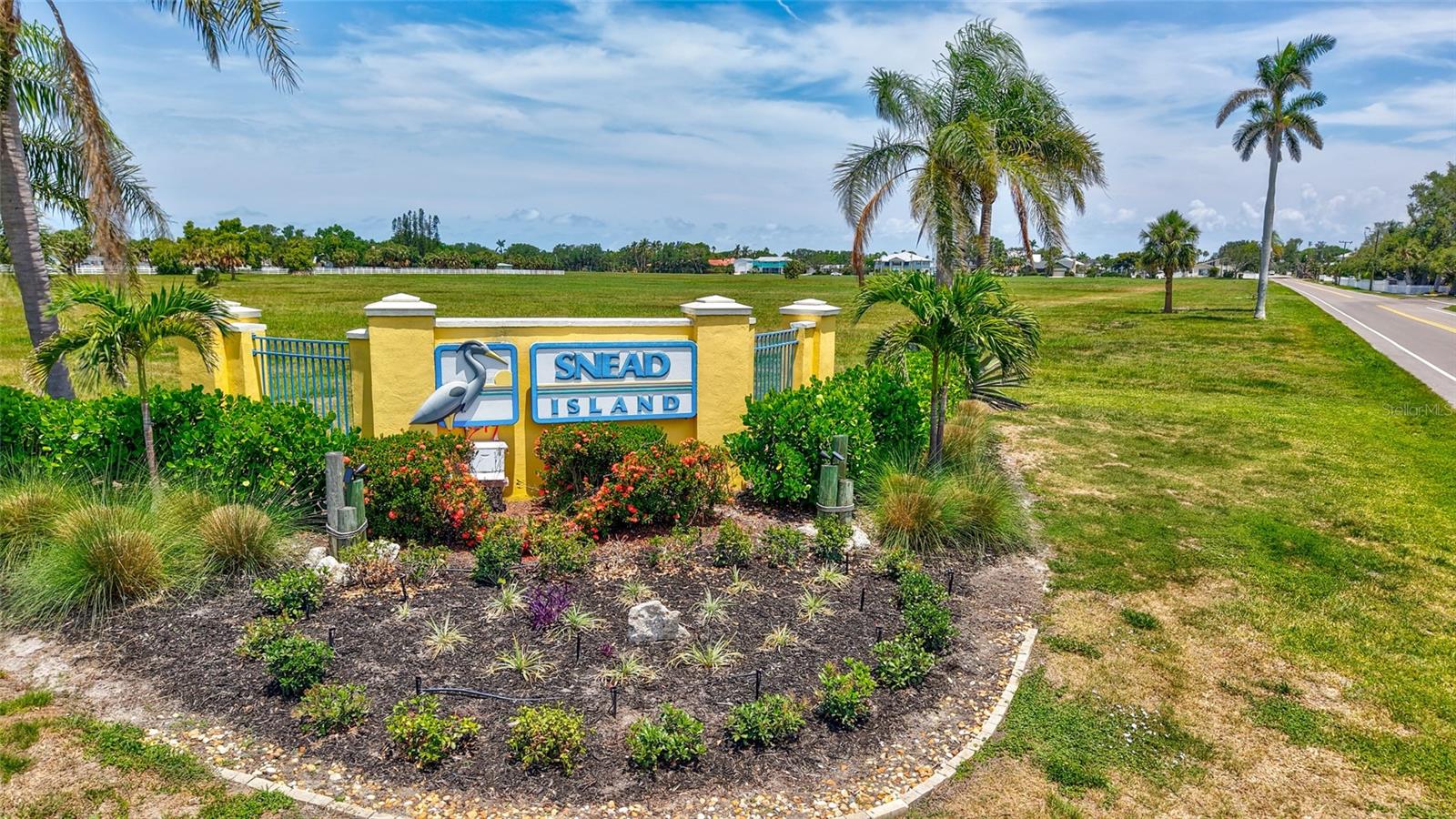 GULF & BAY ESTATES - Residential