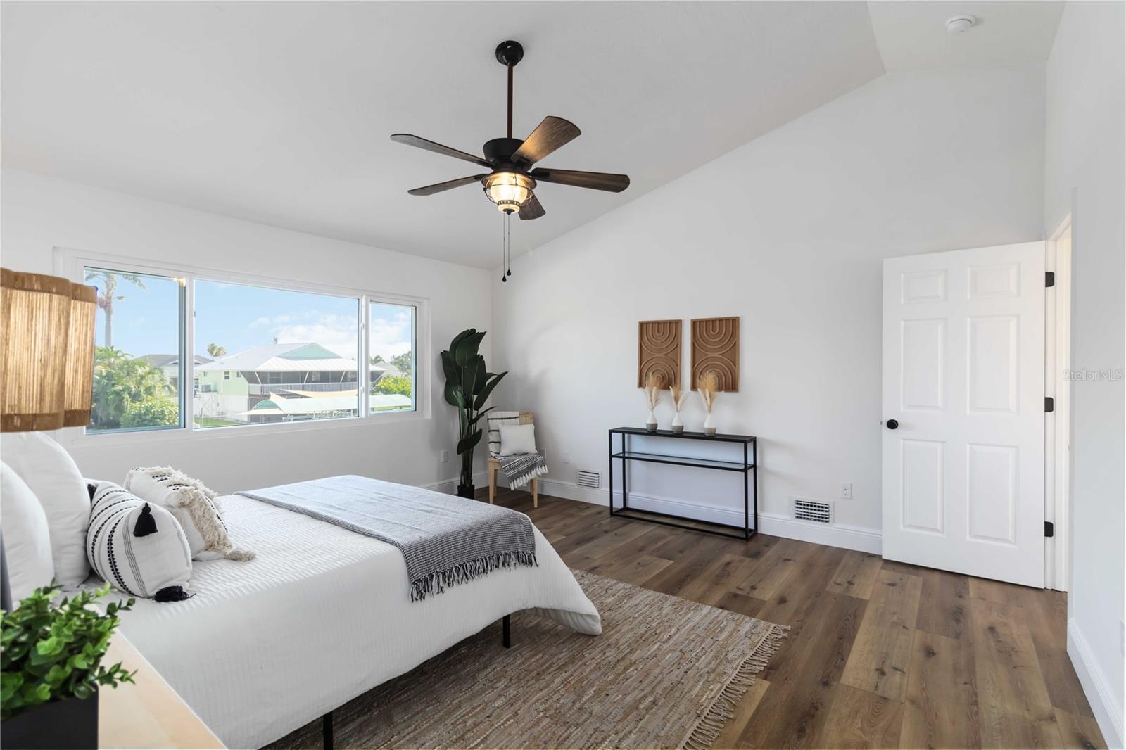 GULF & BAY ESTATES - Residential