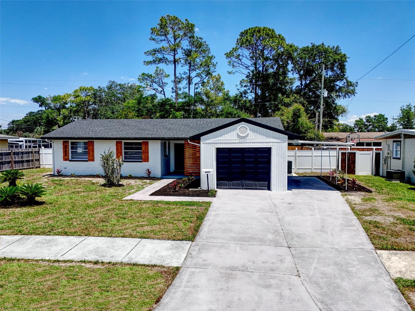 ENGELWOOD PARK - Residential