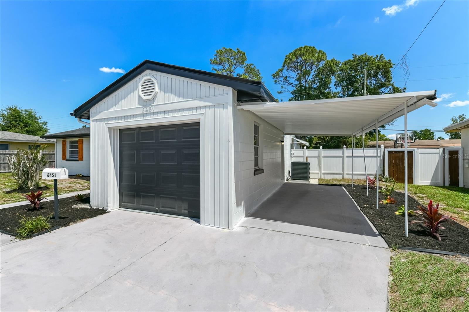 ENGELWOOD PARK - Residential