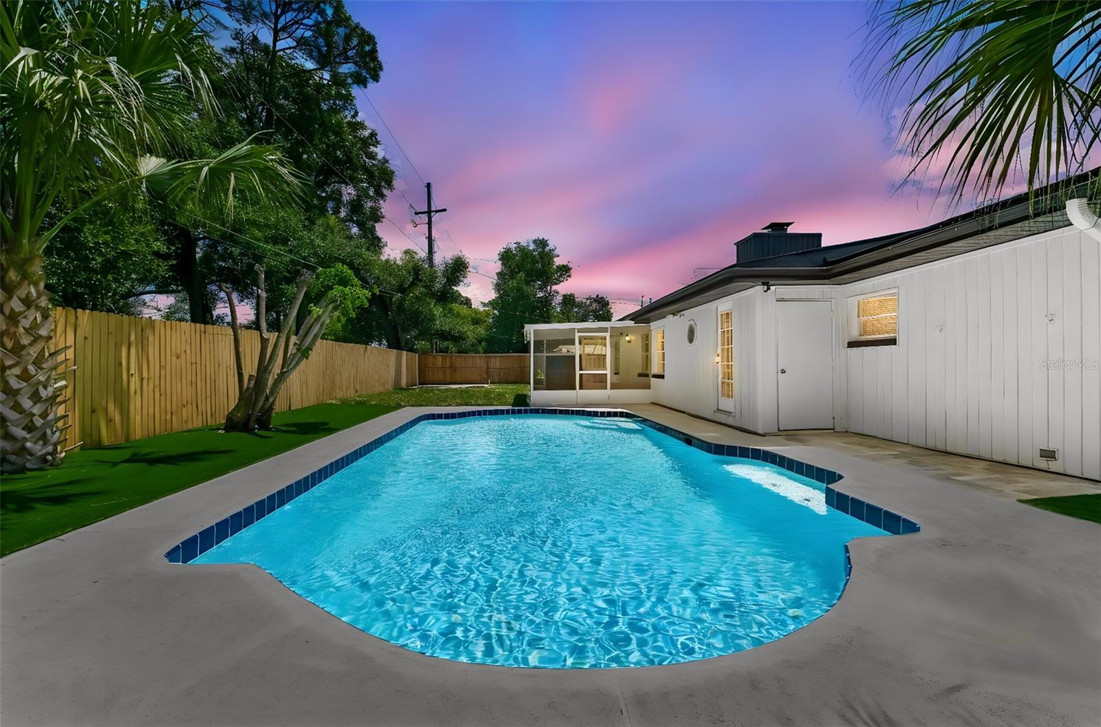 ENGELWOOD PARK - Residential