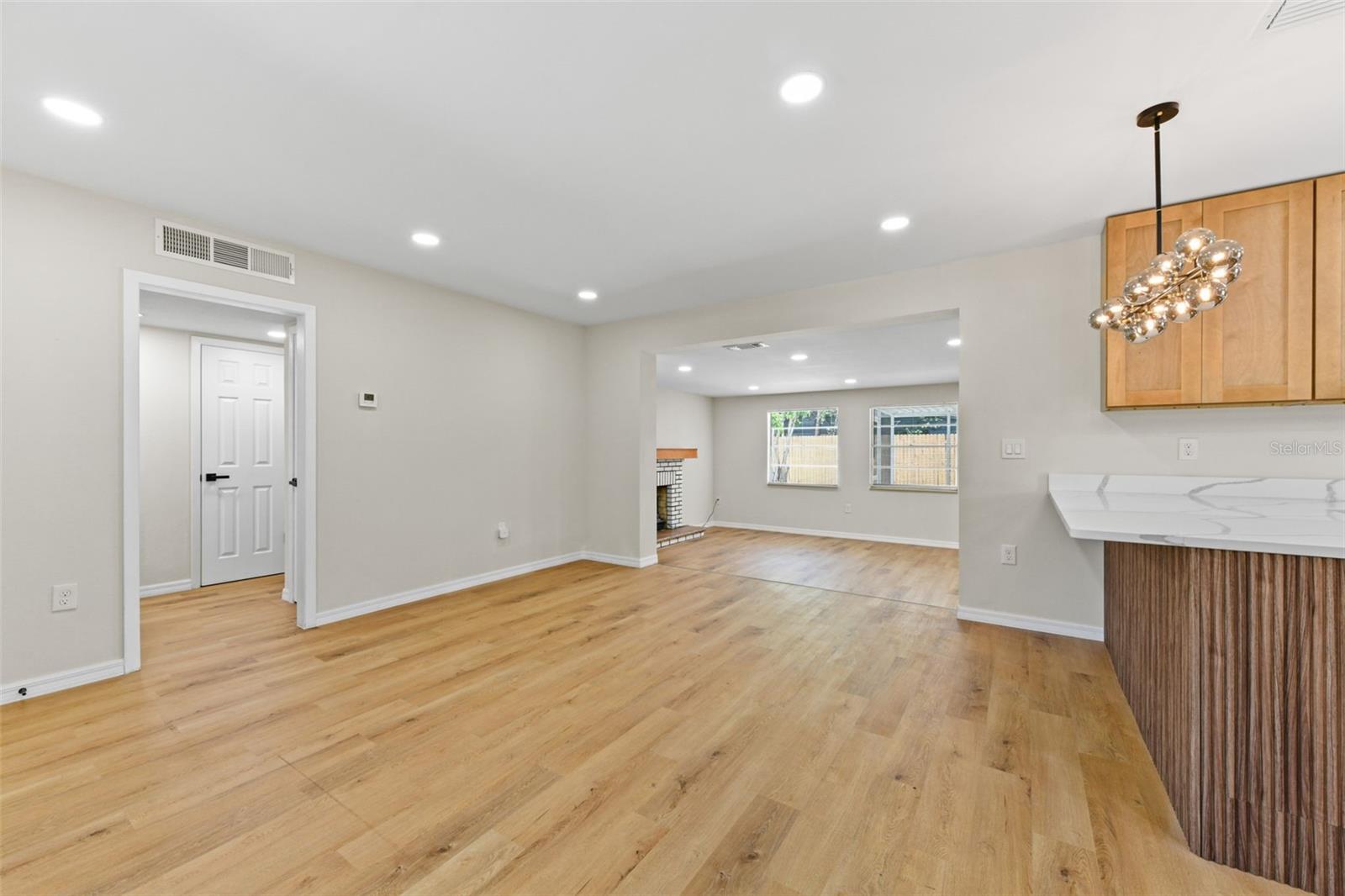 ENGELWOOD PARK - Residential