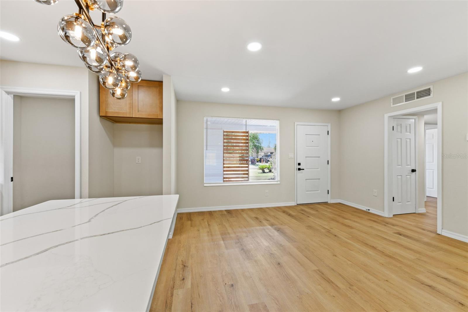 ENGELWOOD PARK - Residential
