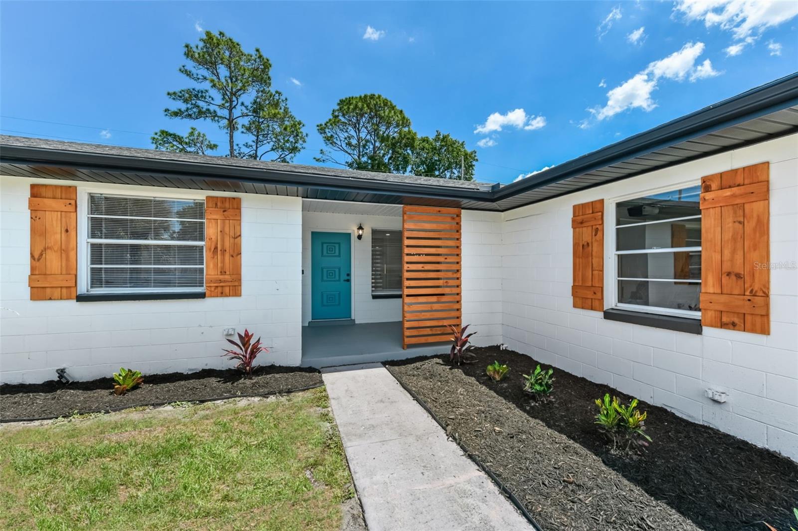 ENGELWOOD PARK - Residential