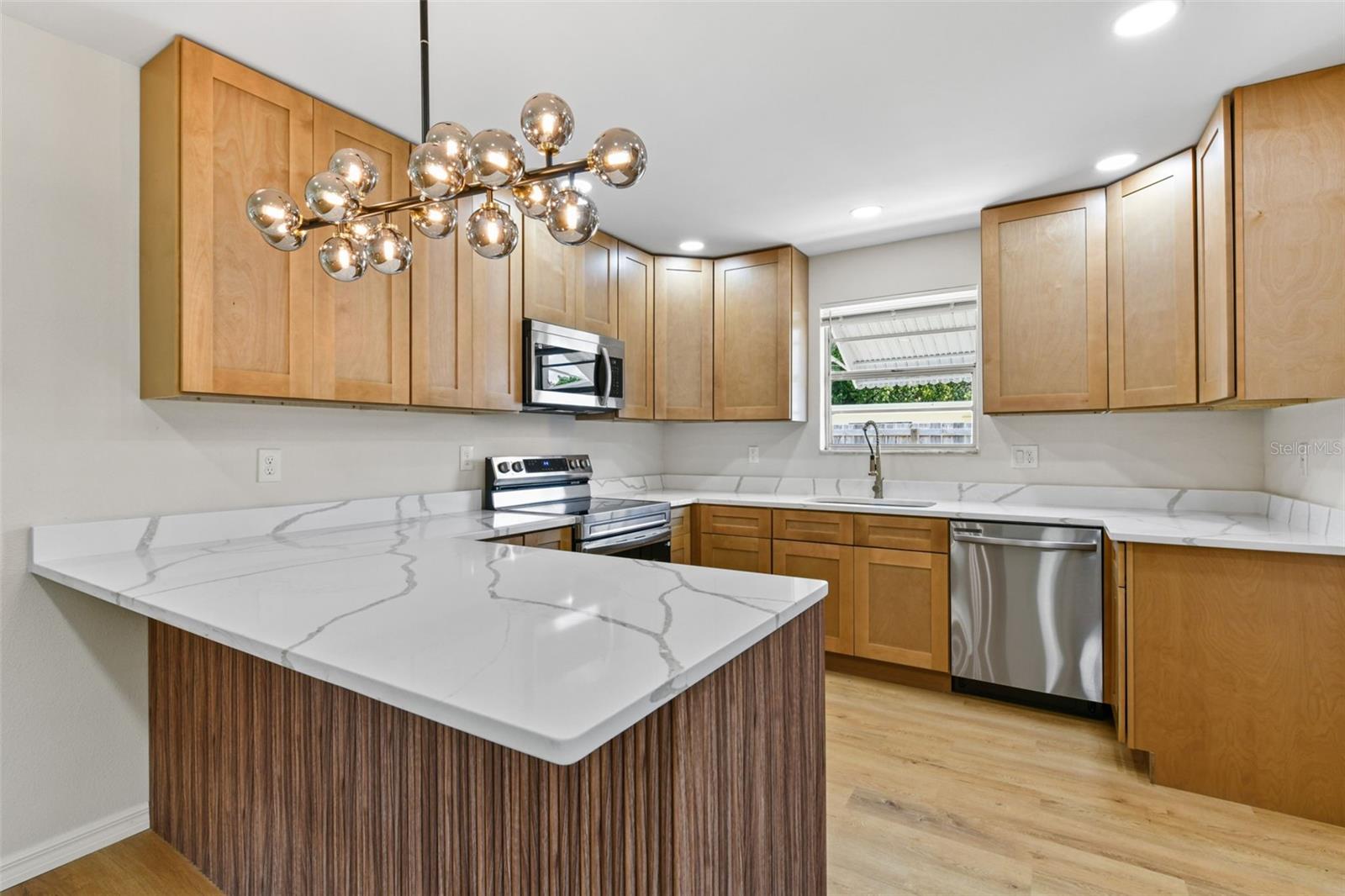 ENGELWOOD PARK - Residential