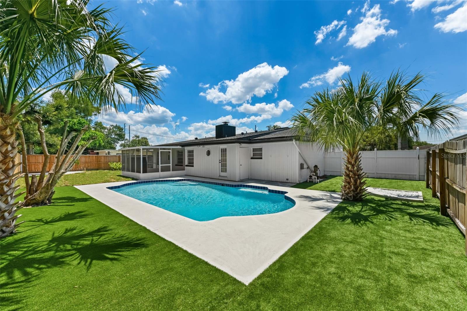 ENGELWOOD PARK - Residential