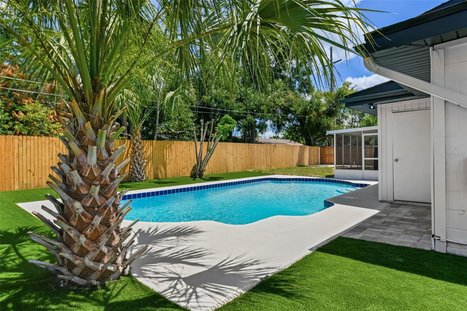 ENGELWOOD PARK - Residential