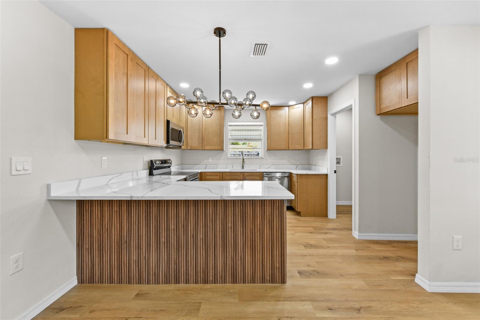 ENGELWOOD PARK - Residential