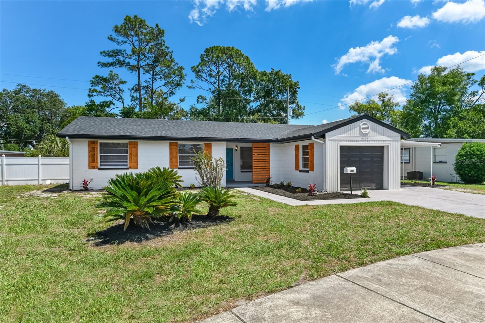 ENGELWOOD PARK - Residential