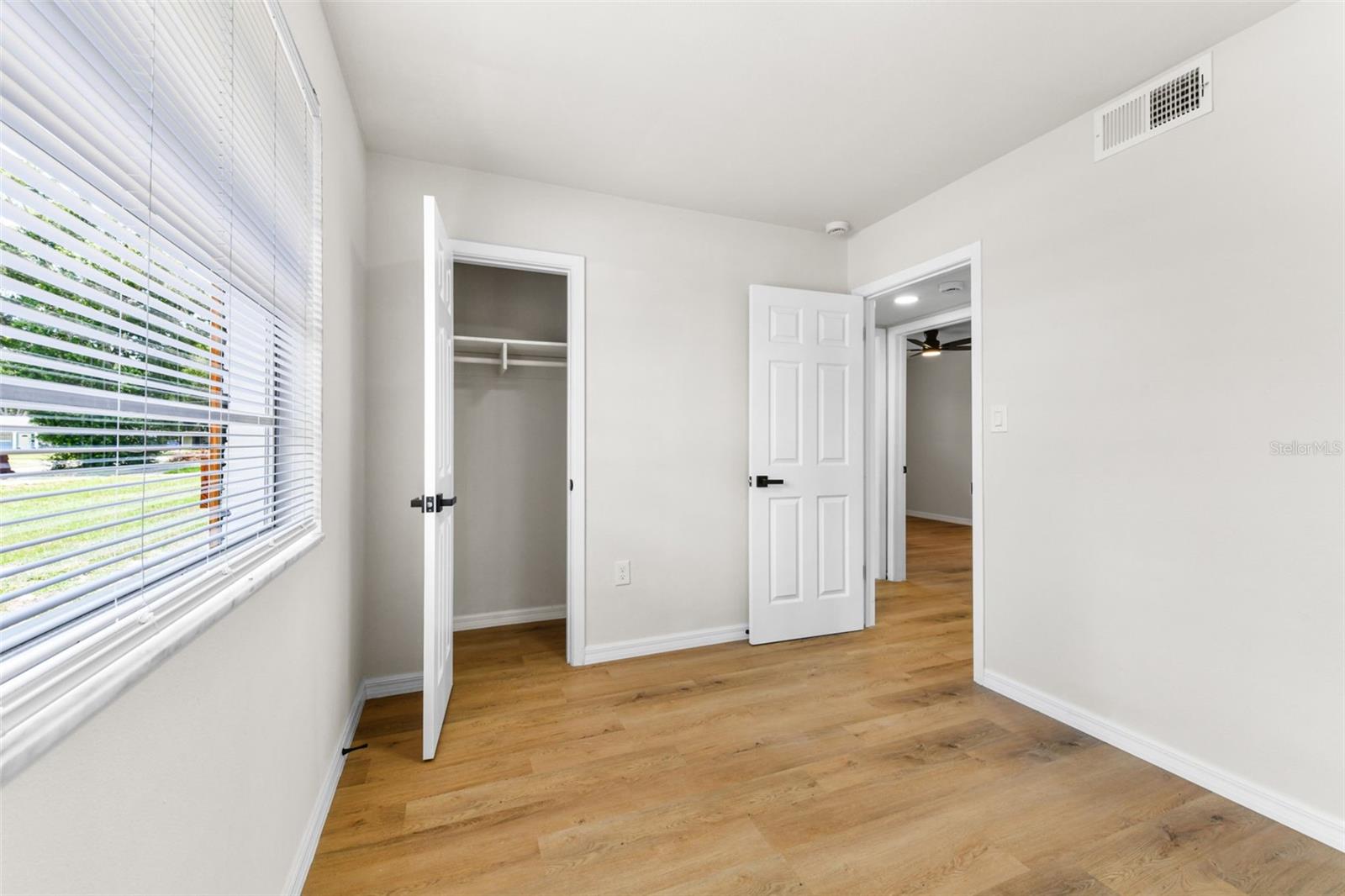 ENGELWOOD PARK - Residential