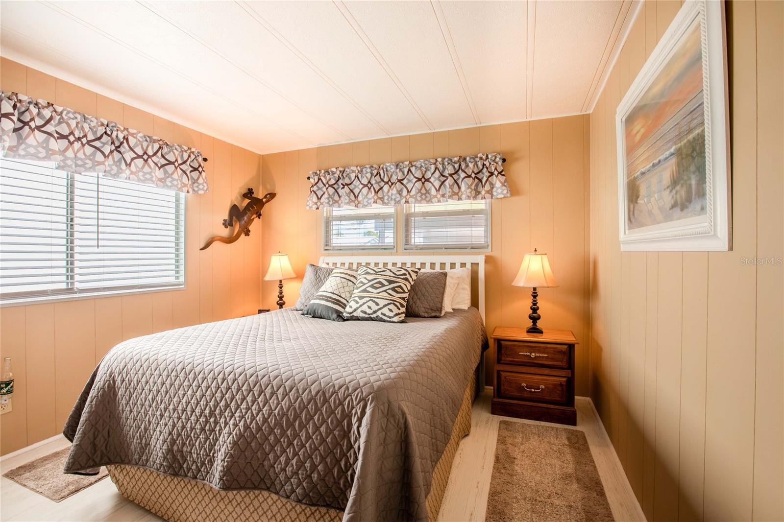 MAPLE LEAF ESTATES - Residential