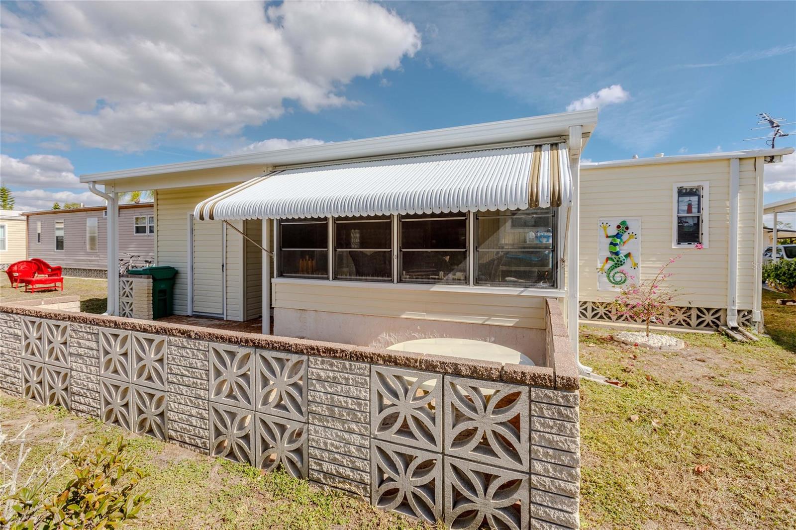 MAPLE LEAF ESTATES - Residential