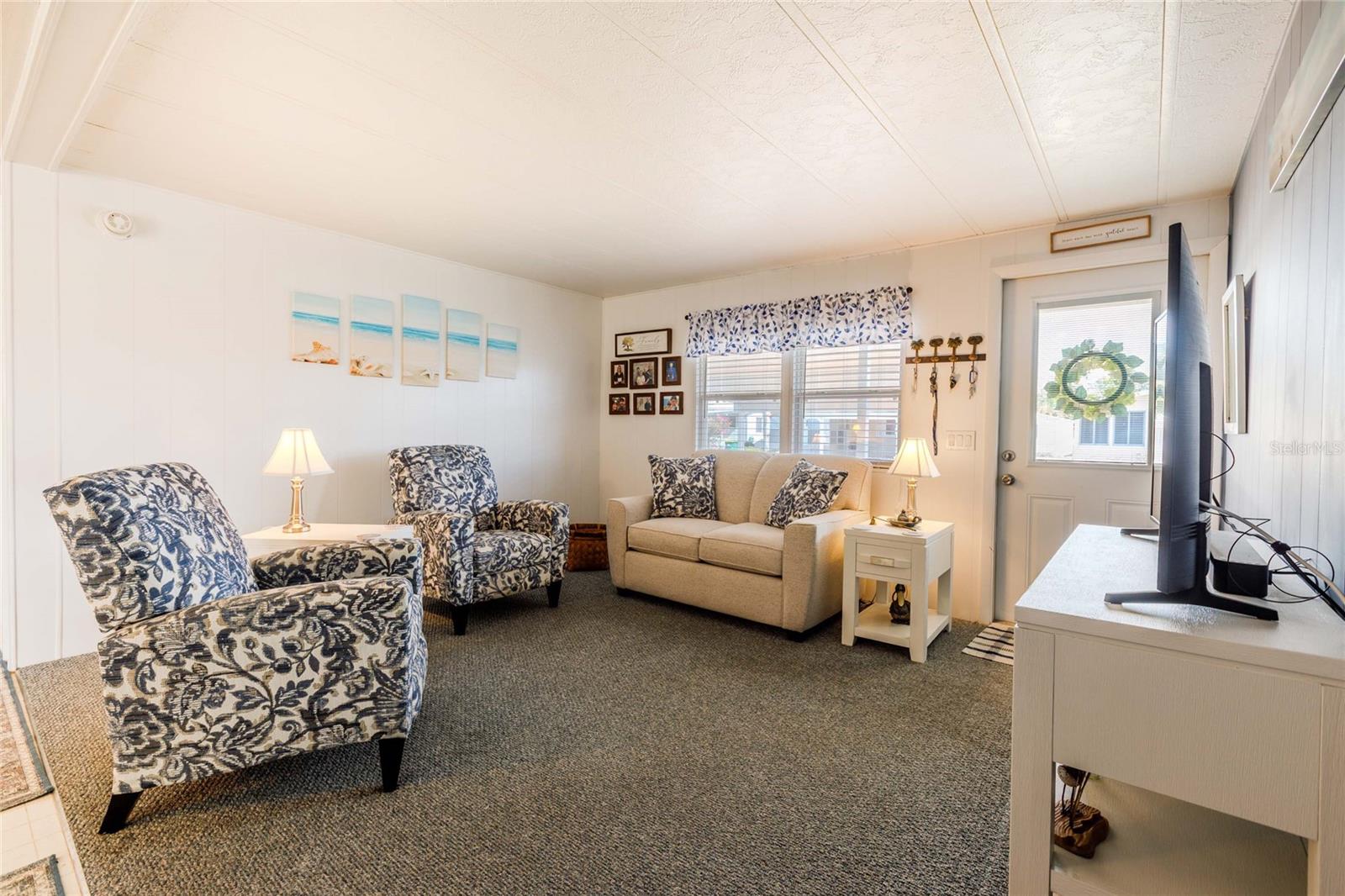 MAPLE LEAF ESTATES - Residential