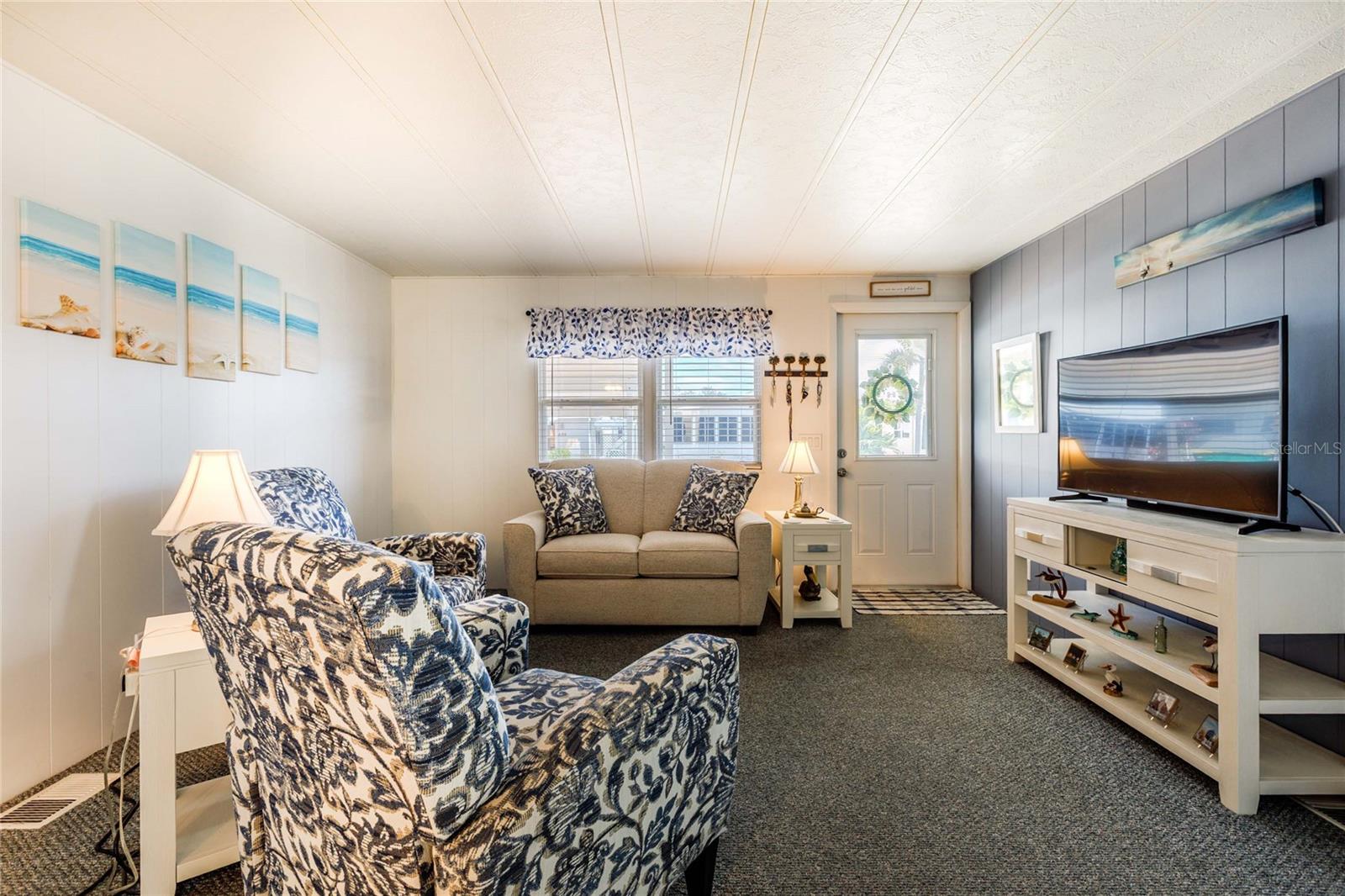 MAPLE LEAF ESTATES - Residential