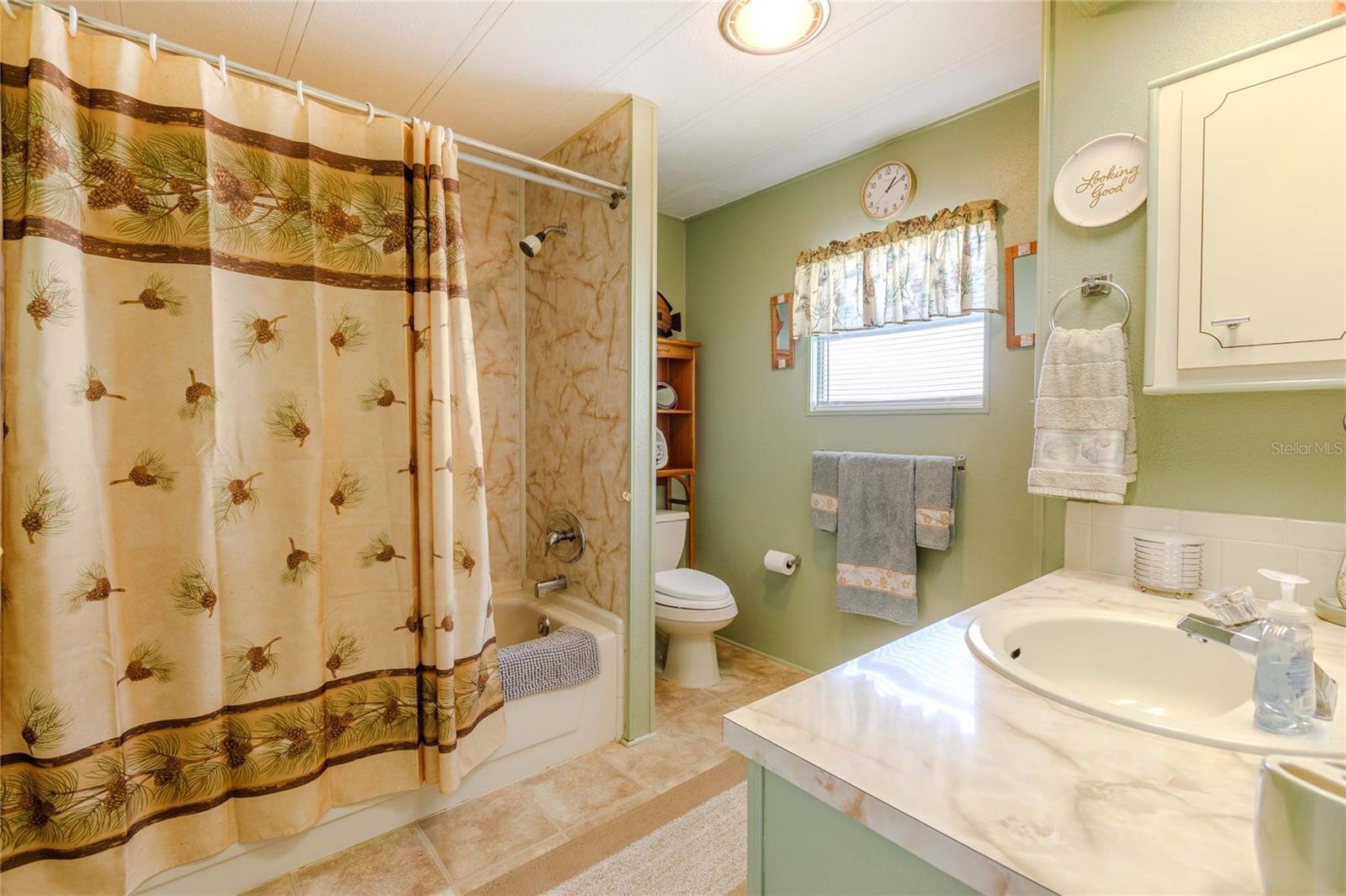 MAPLE LEAF ESTATES - Residential