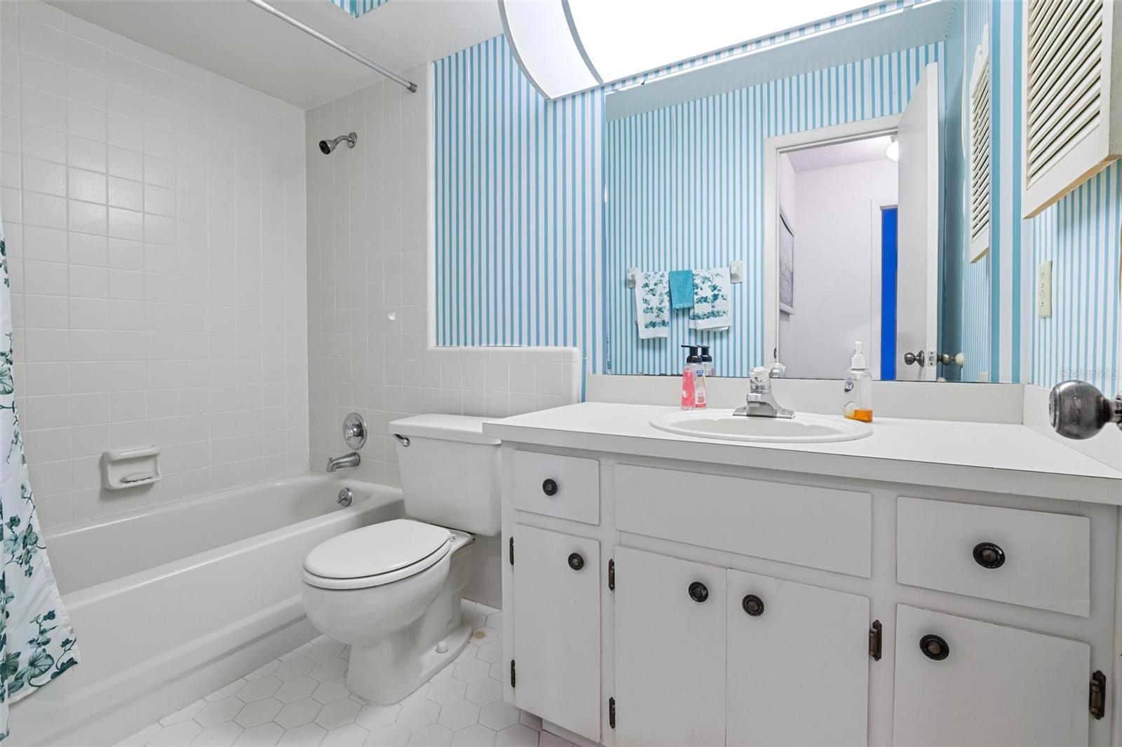 CYPRESSWOOD GOLF VILLAS GI-4 - Residential