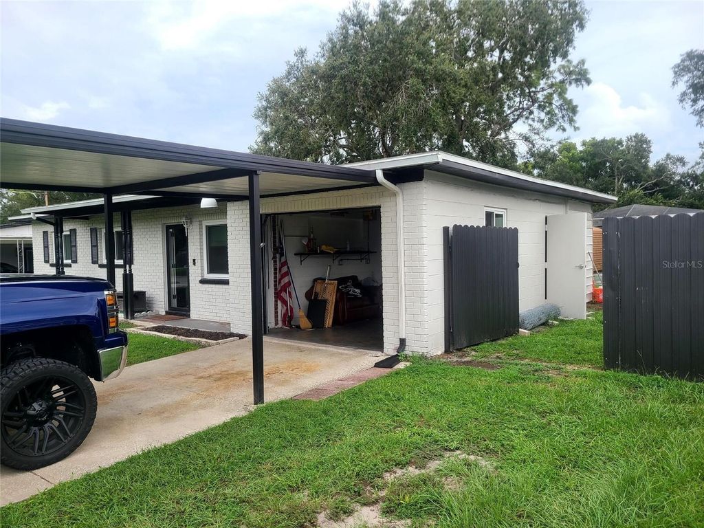 Photo of 806 W 114th Avenue, Tampa, FL 33612 (MLS # TB8428326)