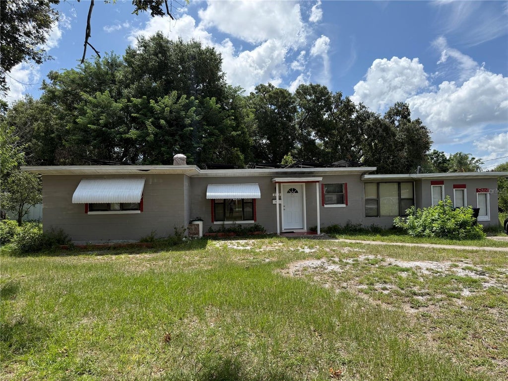 Photo of 203 Lantana Drive, Orlando, FL 32807 (MLS # O6428006)