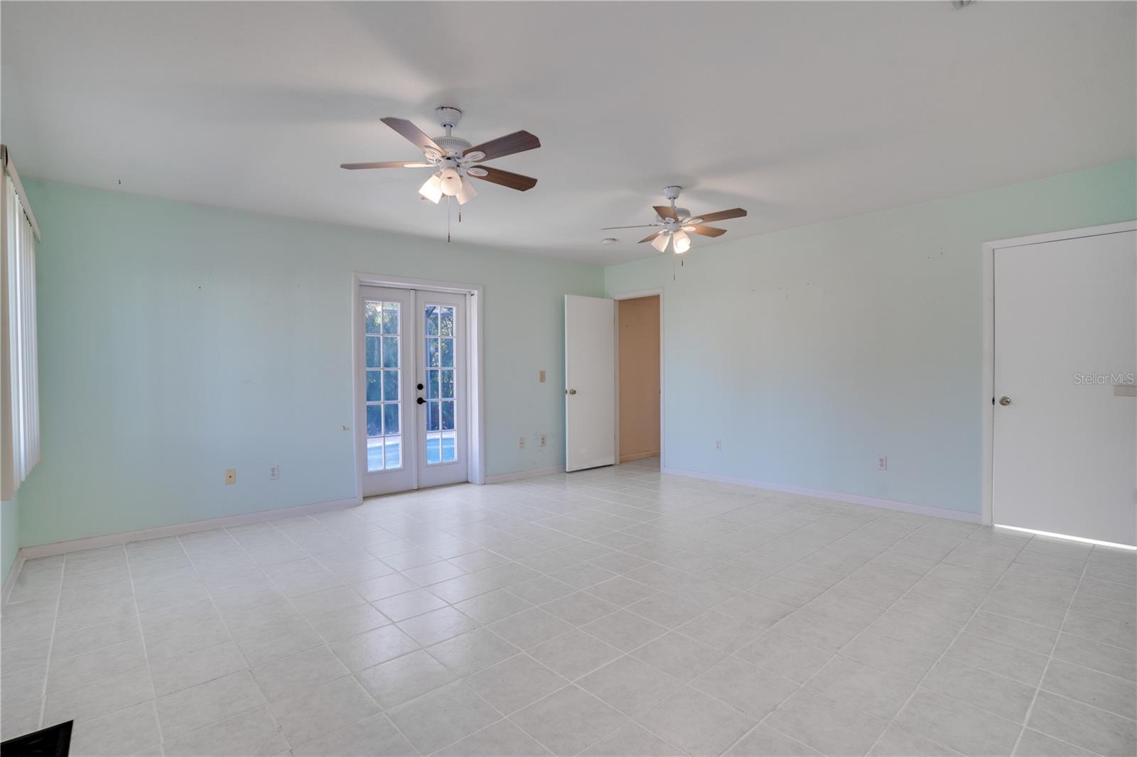 ORANGE ESTS OF ST PETE 1ST ADD - Residential