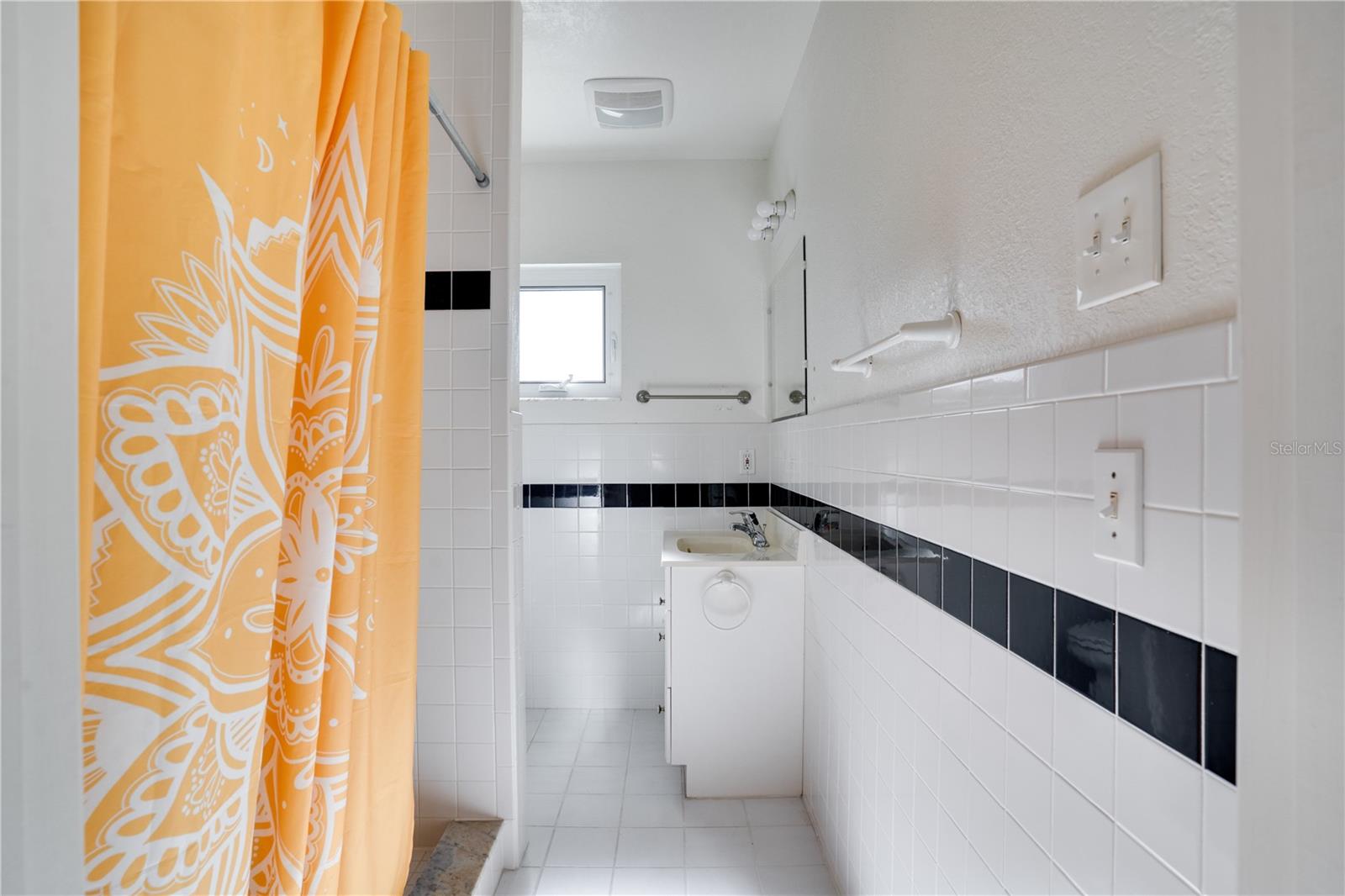 ORANGE ESTS OF ST PETE 1ST ADD - Residential