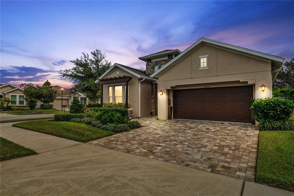 Photo of 14009 Warbler Glade Way, Lithia, FL 33547 (MLS # TB8428873)