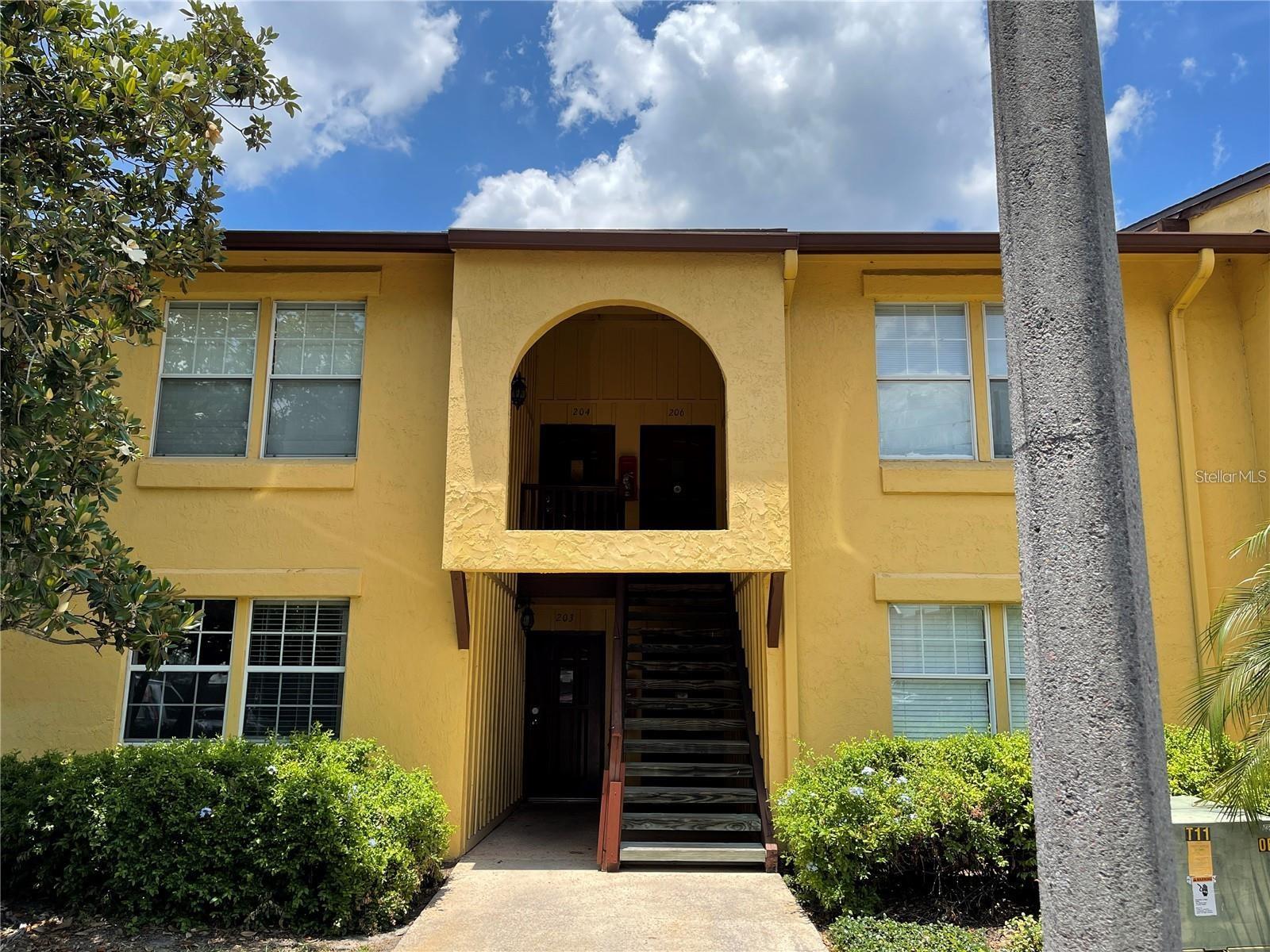 LA COSTA BRAVA LAKESIDE - Residential