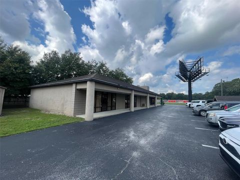 Tiny photo for 2935 SE 58th Avenue, Ocala, FL 34480 (MLS # OM683965)