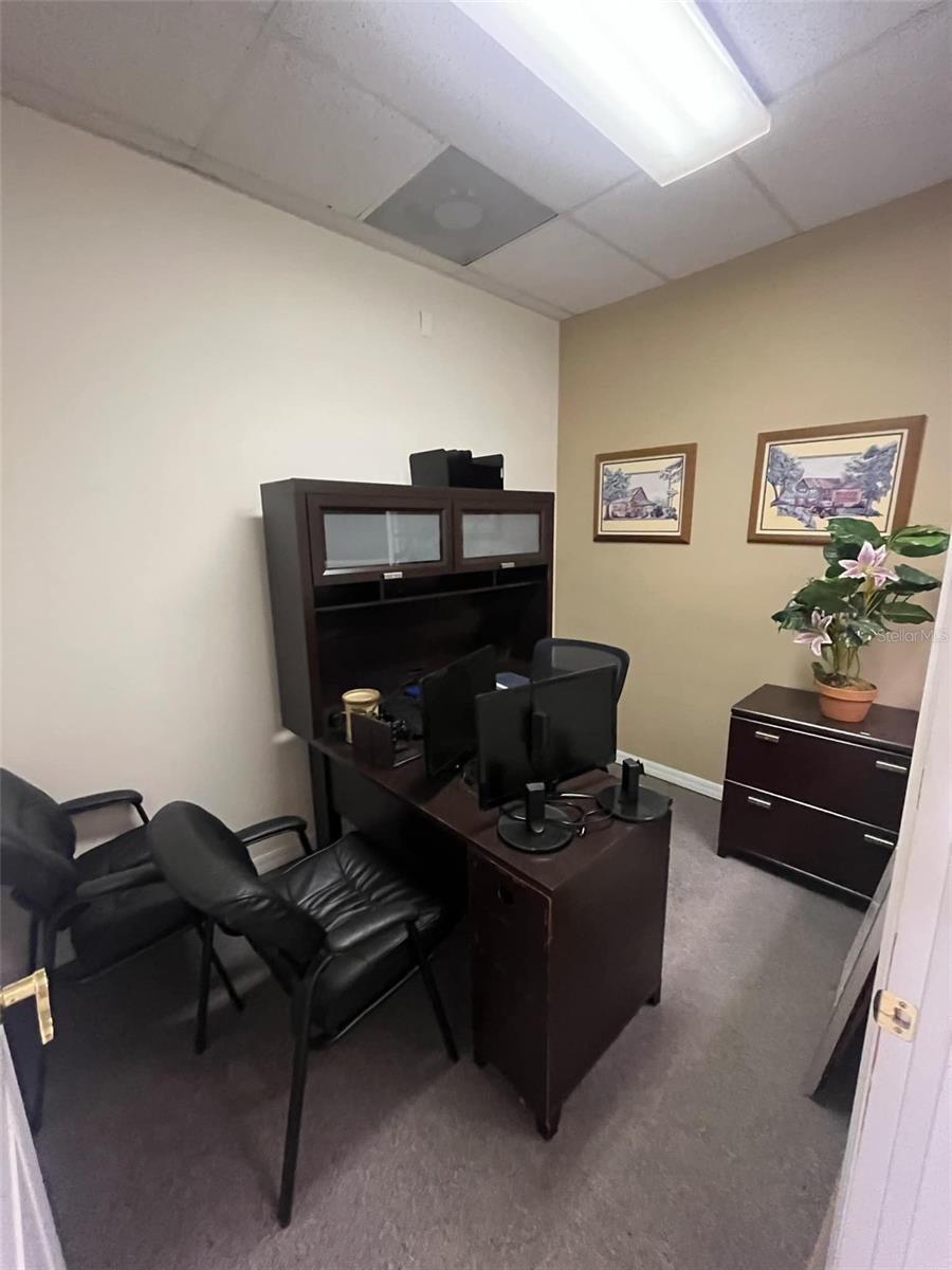 SILVER SPGS SHORES UN 22 - Commercial Sale