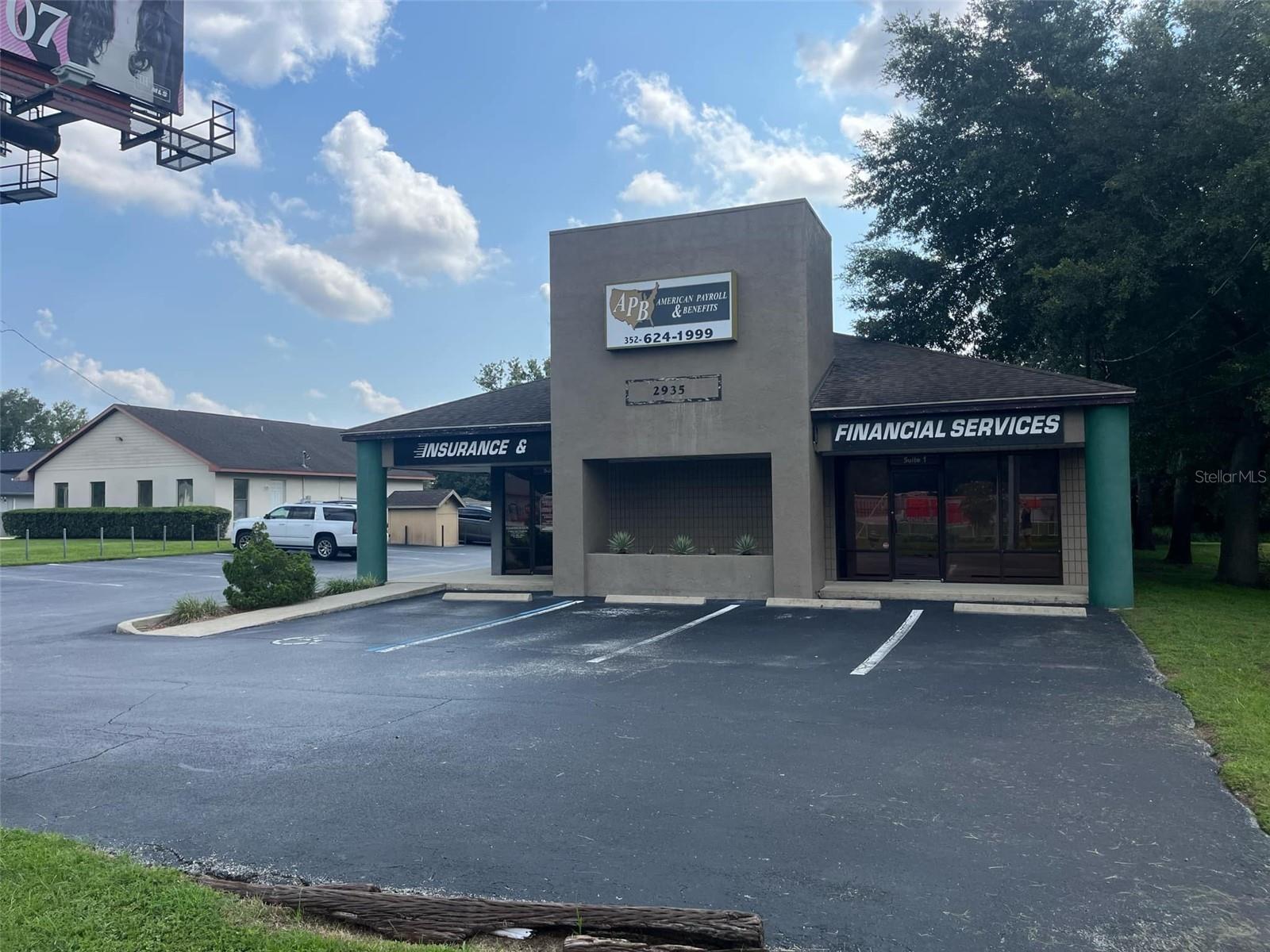 Prime commercial/investment opportunity in SE Ocala off of busy Baseline Rd SR35! Great visibility and road frontage. Digital sign near road perfect to advertise your business, as well as a large income producing billboard! Property sits on over half an acre and provides plenty of room for parking and storage, with a private dumpster and storage sheds in the back. Building is just under 5,000 total square feet with 4,000sf under air. Multiple entrances and interior layout make this a prime opportunity for 4 separate units to occupy if needed, each totaling 1,000sf and on separate meters. Layout contains a vast number of private offices, storage rooms, a reception area, conference room, kitchen/lounge and more. Don't wait, schedule your viewing today!