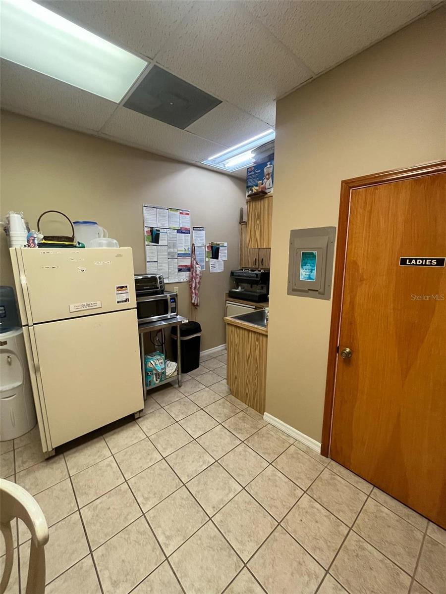 SILVER SPGS SHORES UN 22 - Commercial Sale