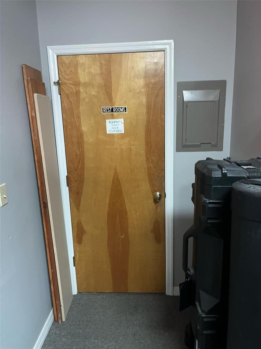 SILVER SPGS SHORES UN 22 - Commercial Sale