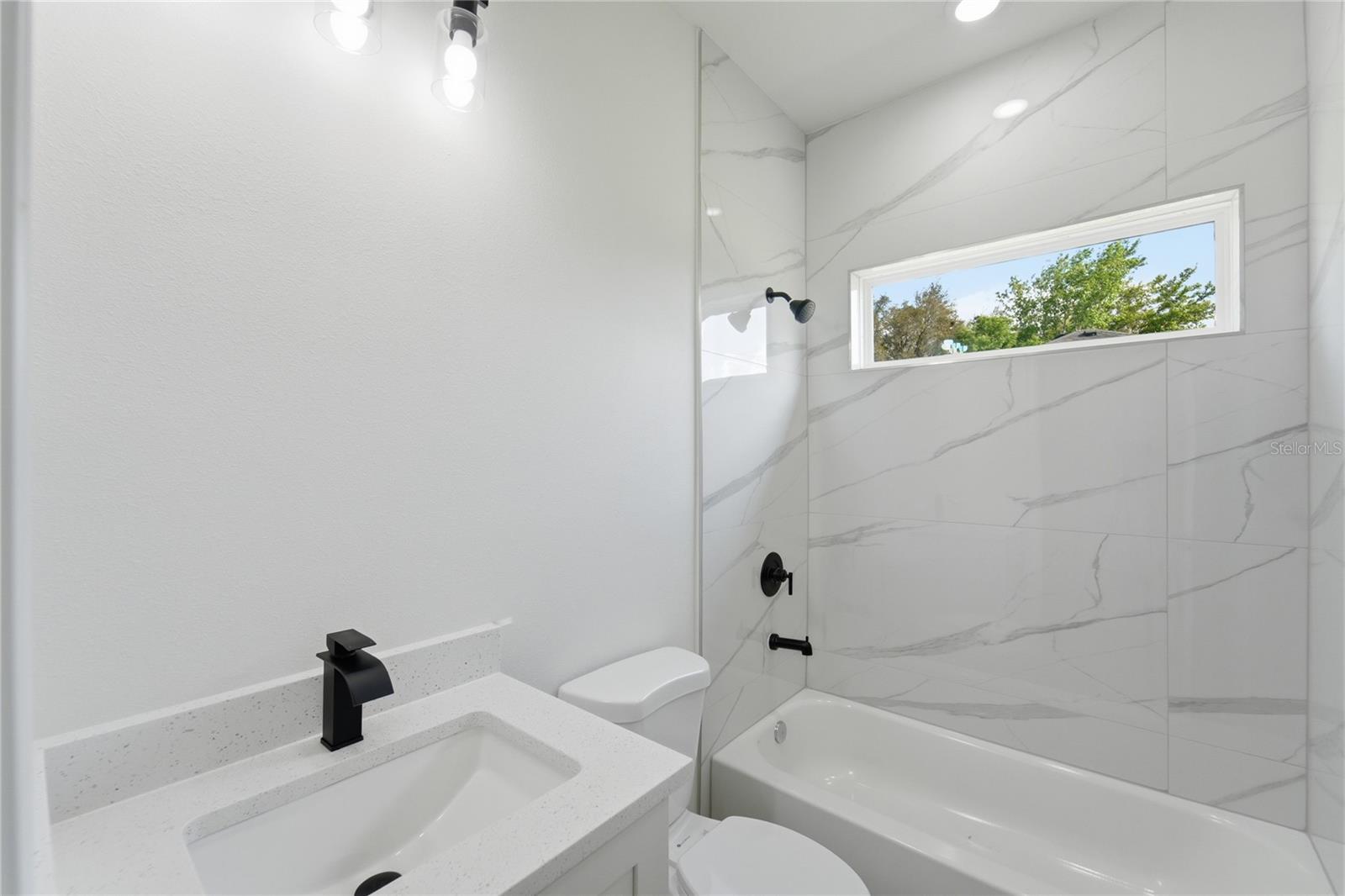 MARION OAKS UN NINE - Residential