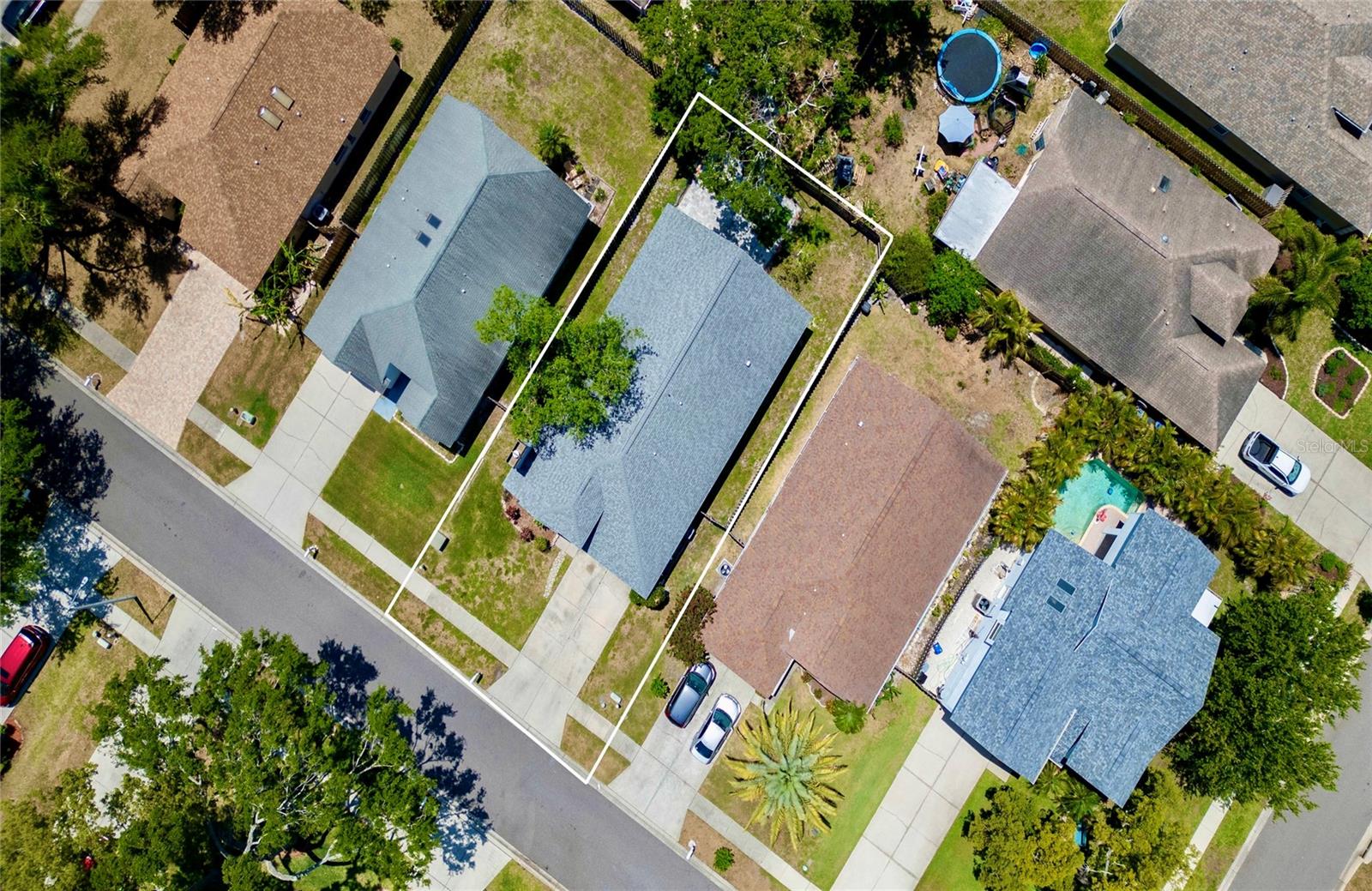 2486 HICKMAN CIR