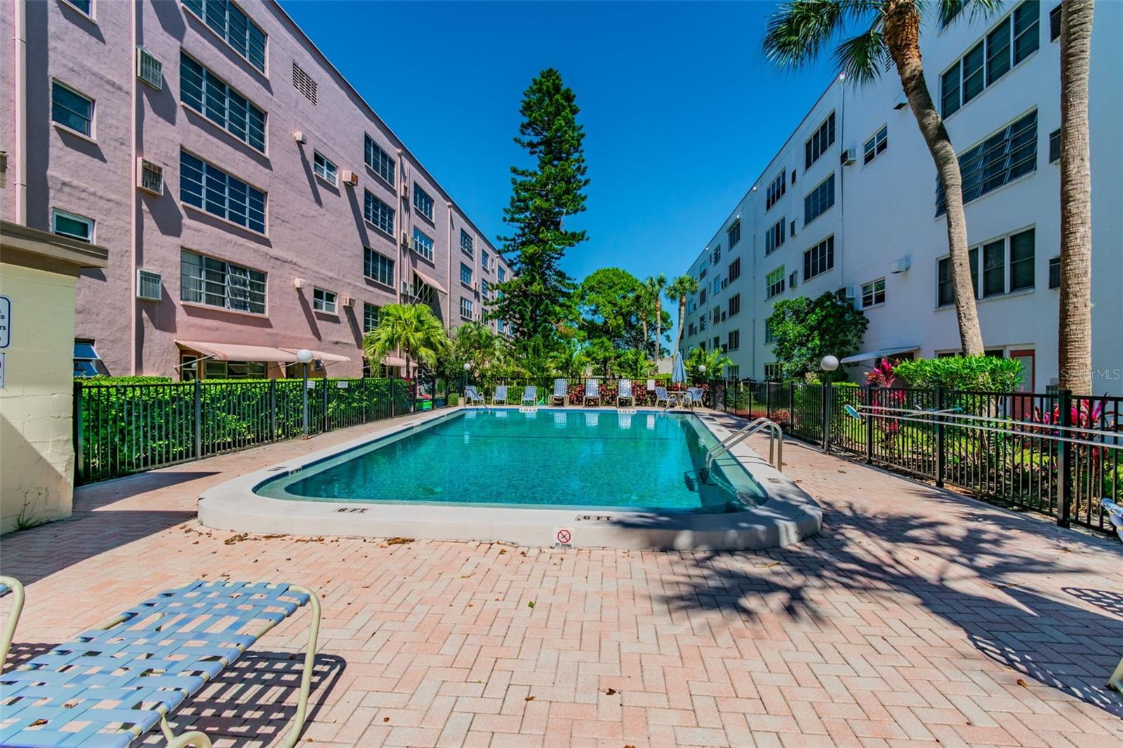 FIVE TOWNS OF ST PETE - Residential