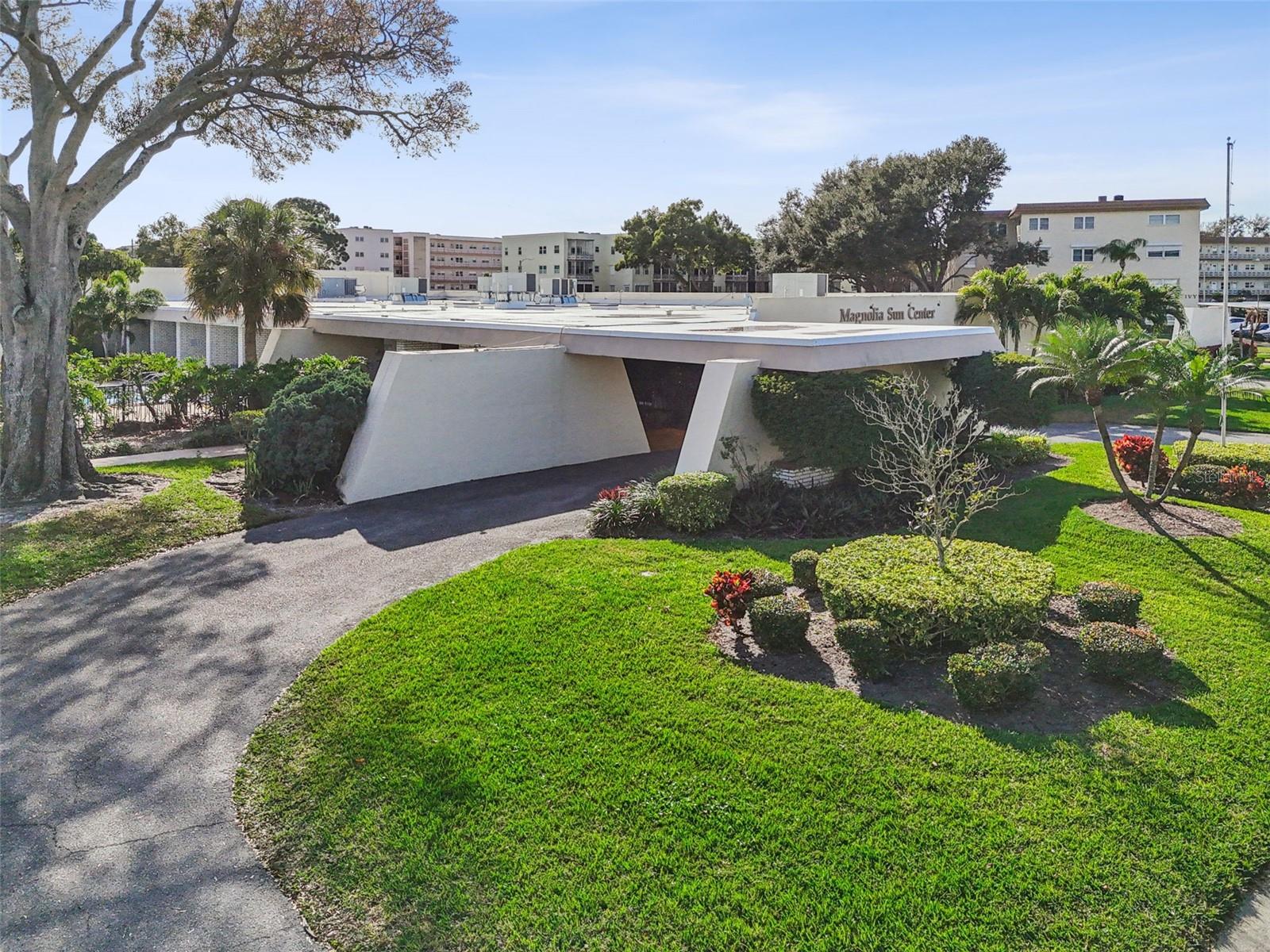 FIVE TOWNS OF ST PETE - Residential