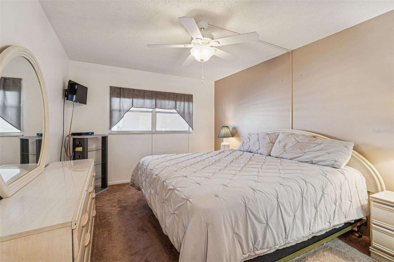 FIVE TOWNS OF ST PETE - Residential