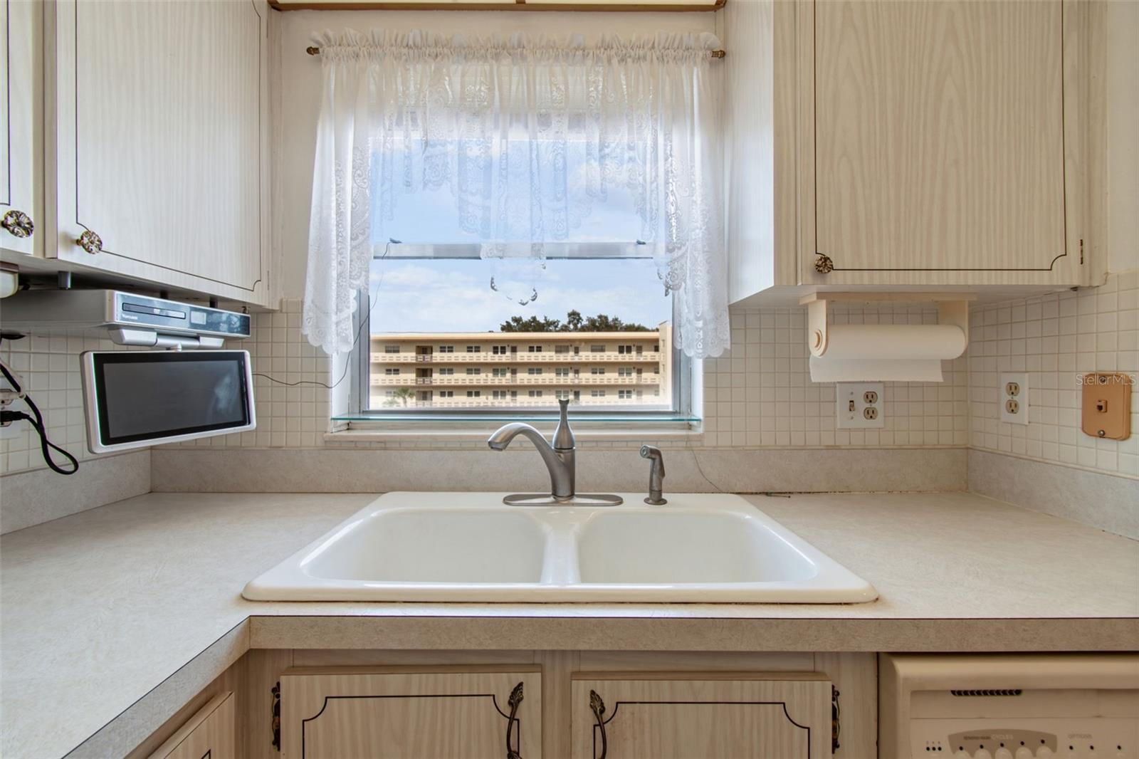 FIVE TOWNS OF ST PETE - Residential