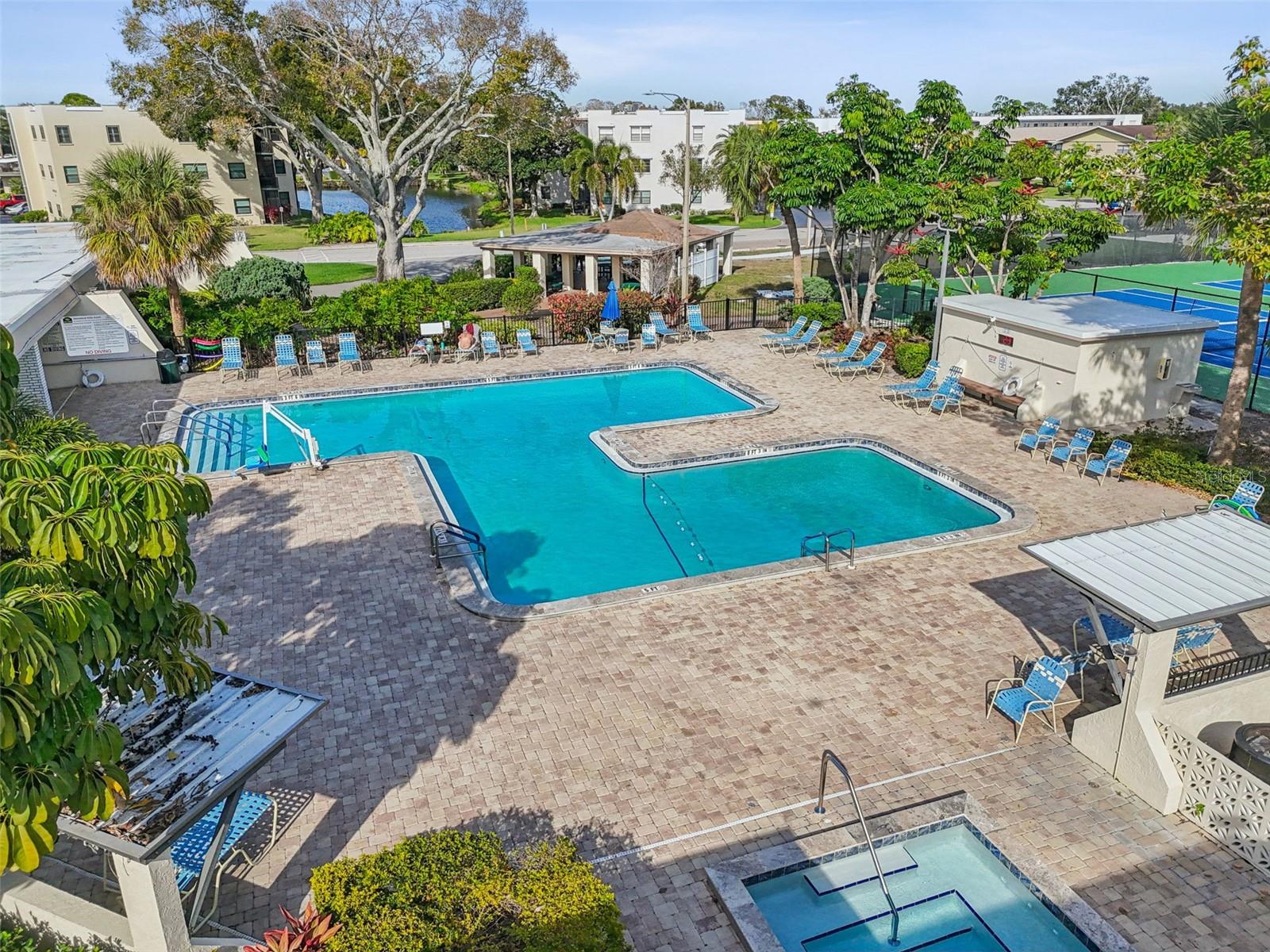 FIVE TOWNS OF ST PETE - Residential