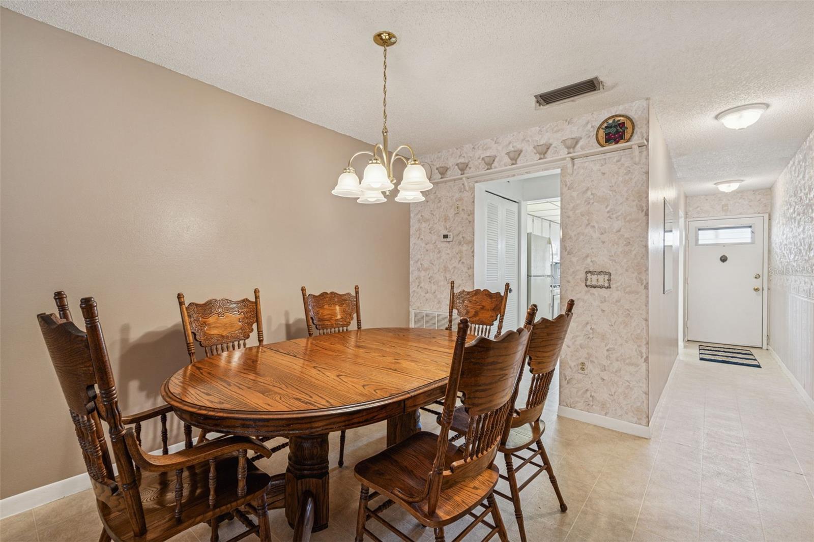 FIVE TOWNS OF ST PETE - Residential