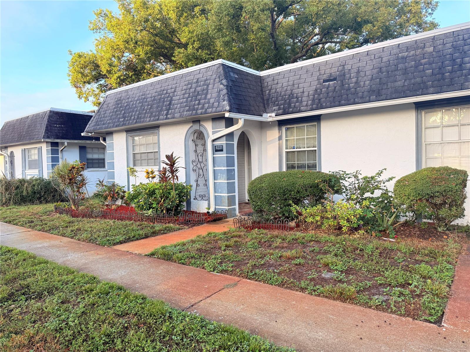 GARDENS OF BEACON SQUARE - Residential Lease