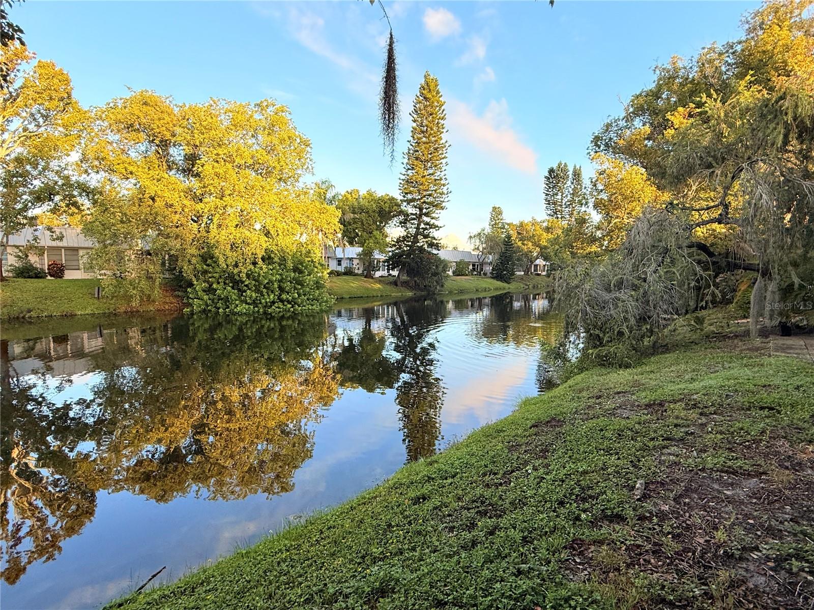 GARDENS OF BEACON SQUARE - Residential Lease