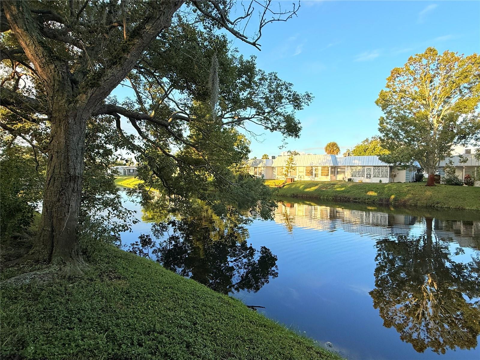 GARDENS OF BEACON SQUARE - Residential Lease