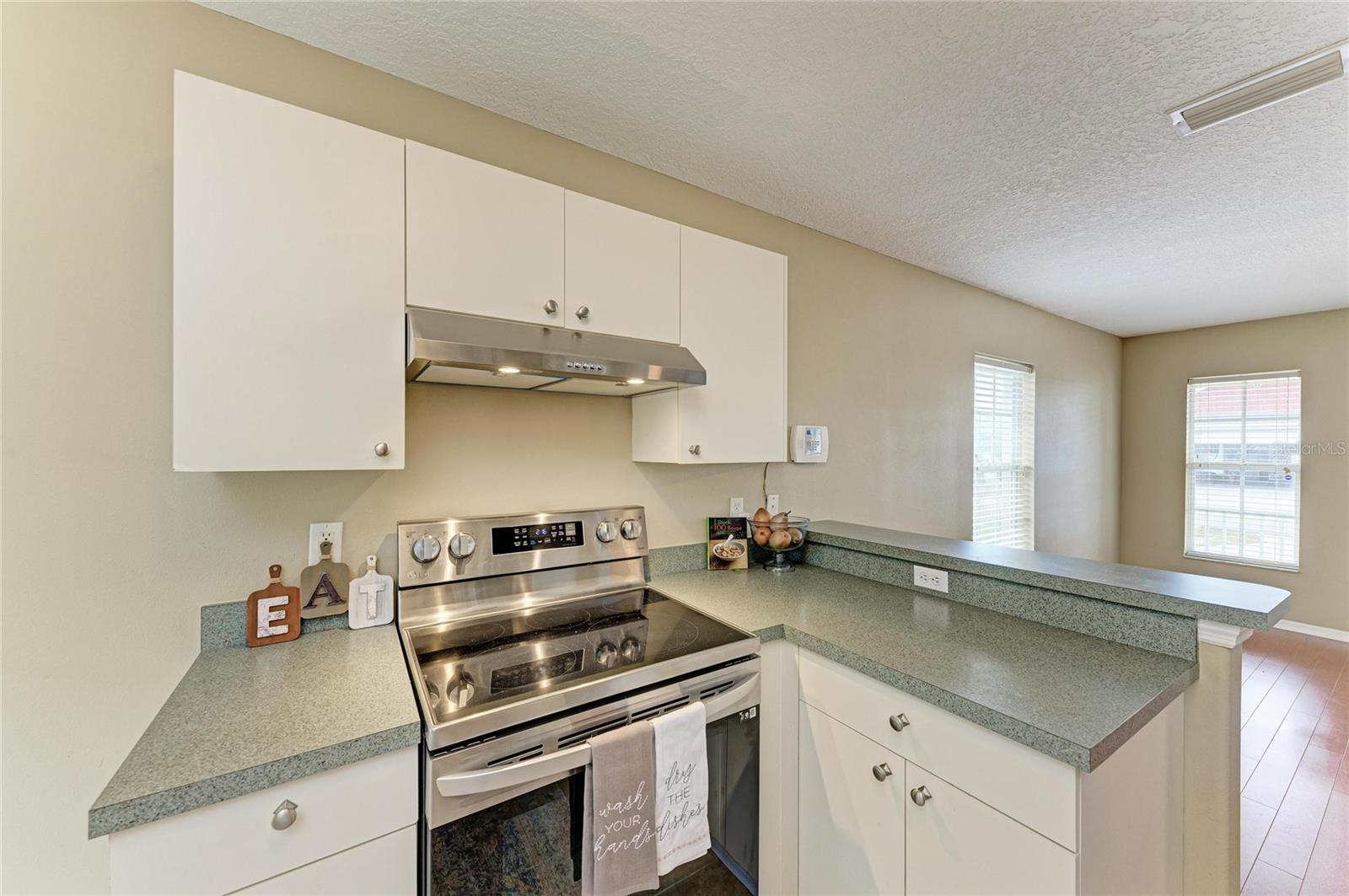 EDWARDS & COURTENAYS RESUBDIVIDED - Residential