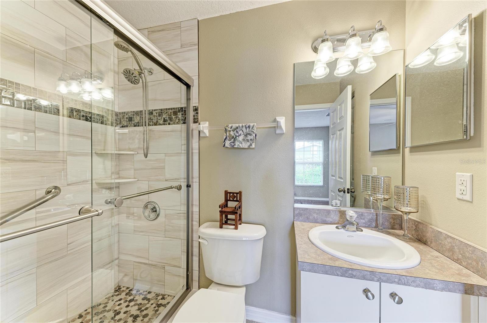 EDWARDS & COURTENAYS RESUBDIVIDED - Residential