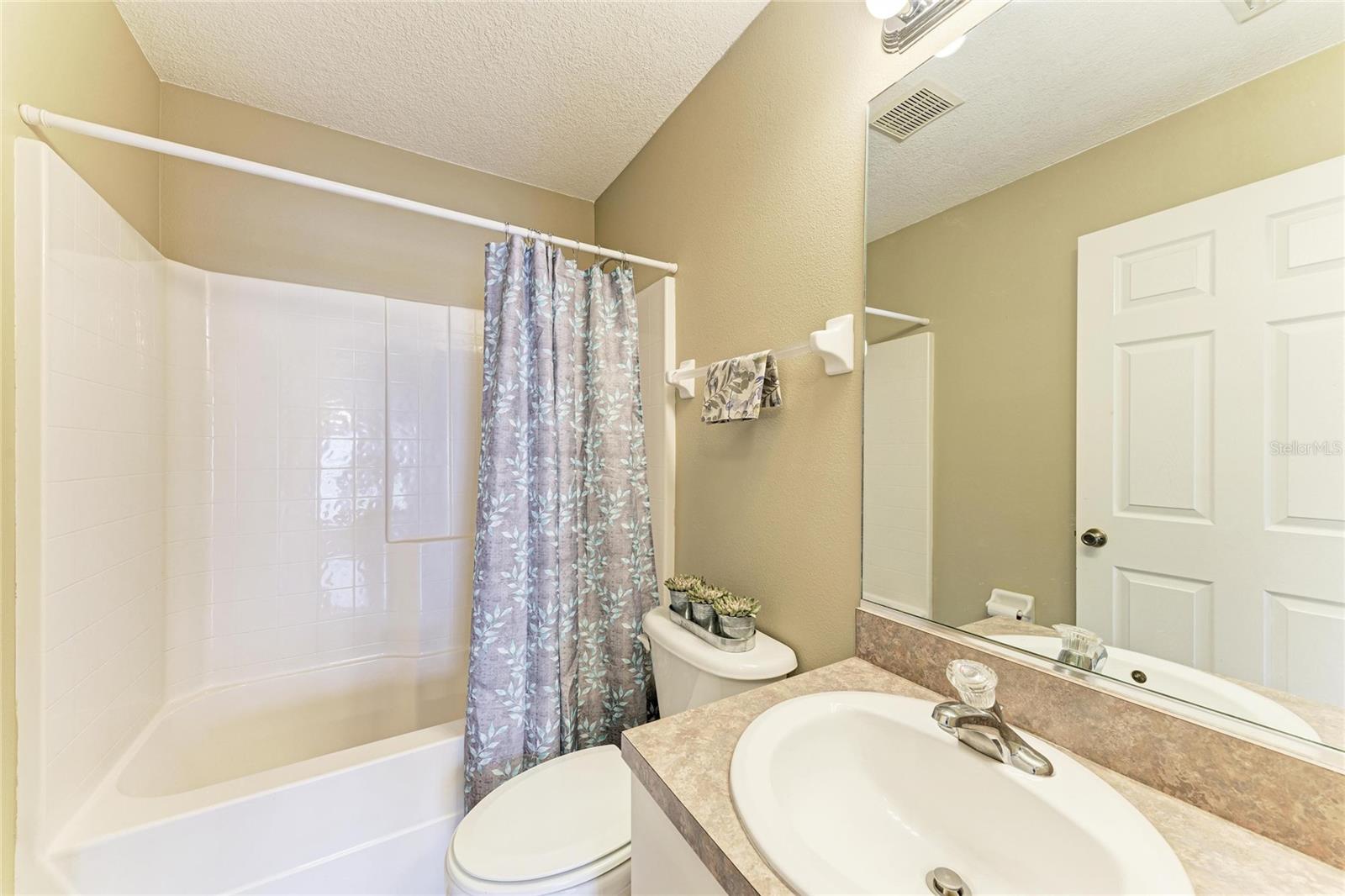 EDWARDS & COURTENAYS RESUBDIVIDED - Residential