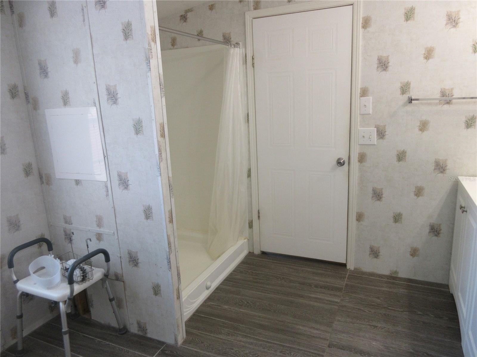 HALFMOON CAMPSITES - Residential