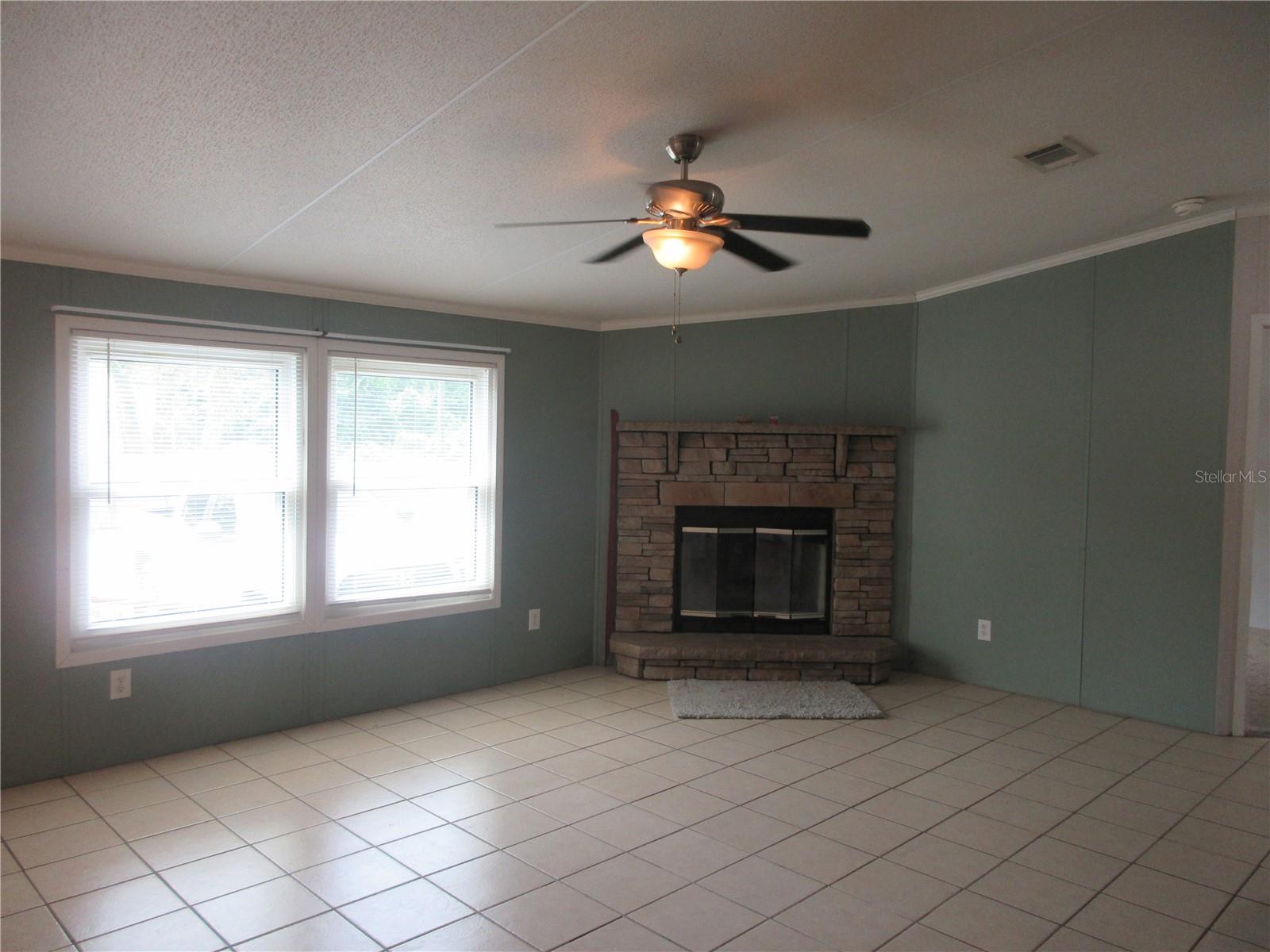 HALFMOON CAMPSITES - Residential