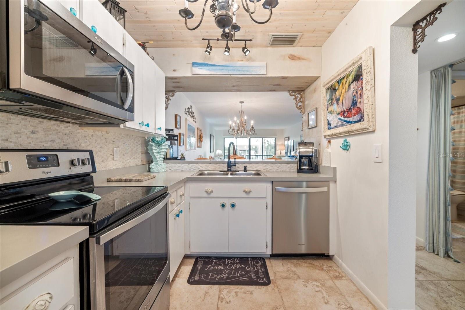 BIRD BAY II - Residential